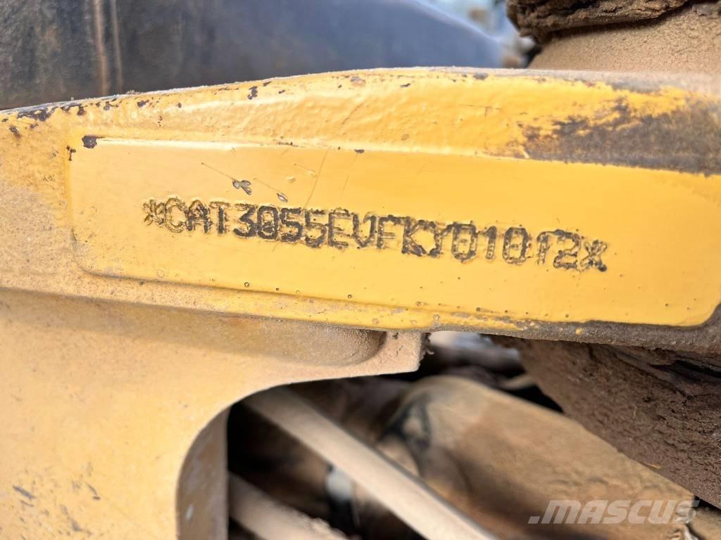 CAT 305.5 Mini kotrók < 7t
