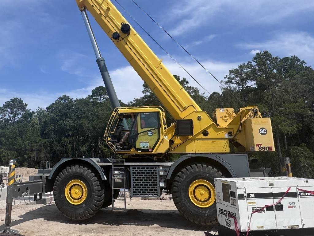 Grove RT 890 E Mobil daruk