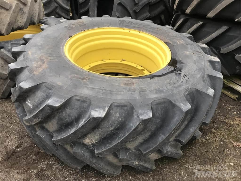 Michelin 650/85R38 Gumiabroncsok, kerekek és felnik