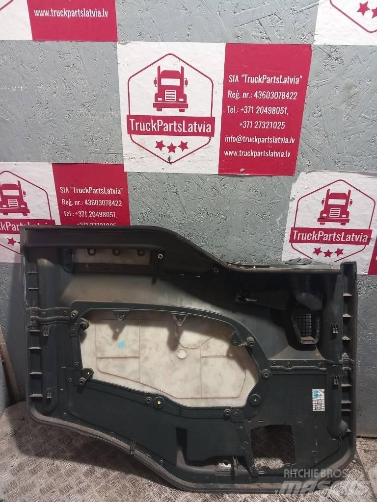 MAN TGA   81626305146 Vezetőfülke és belső tartozékok