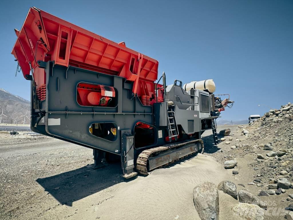 Sandvik QJ 341 Törőgépek