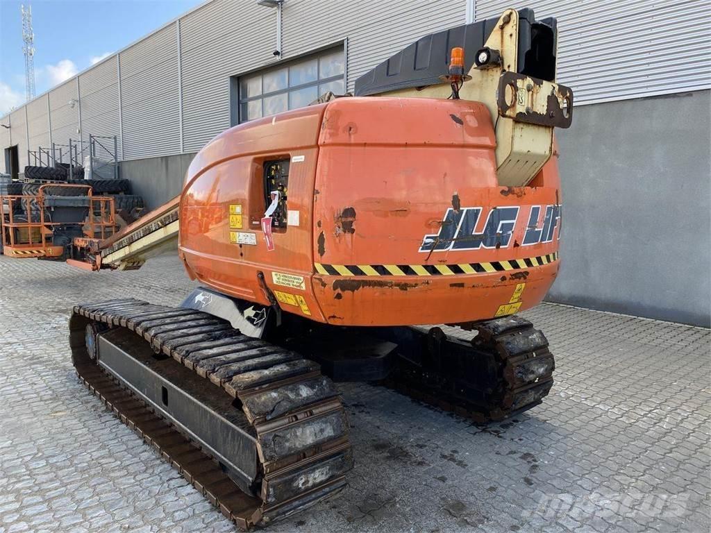 JLG 660SJC Karos emelők