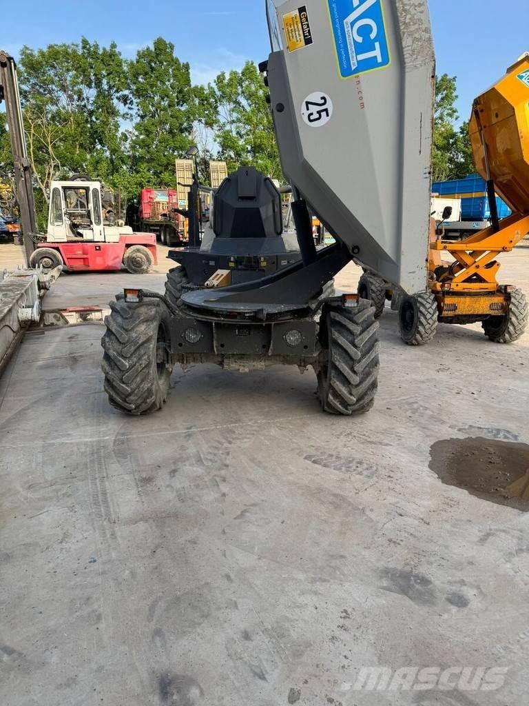 Ausa D 601 Mezei dömperek