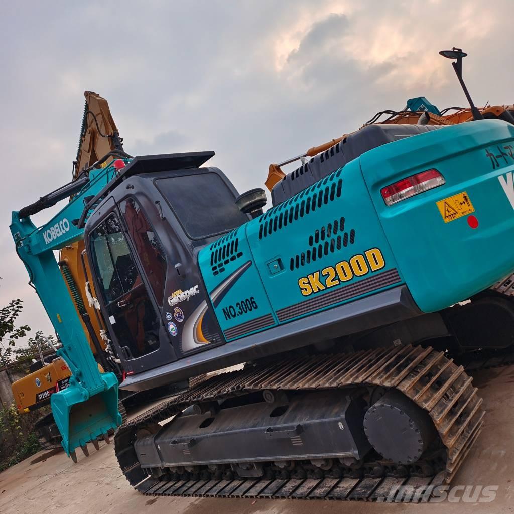 Kobelco SK 200-8 Lánctalpas kotrók