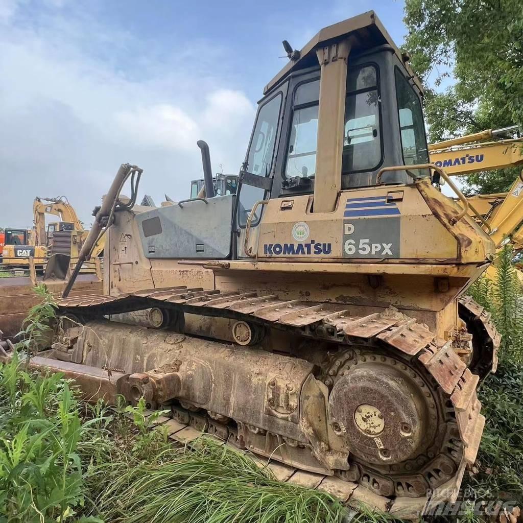 Komatsu D 65 P-12 lánctalpas dózerek