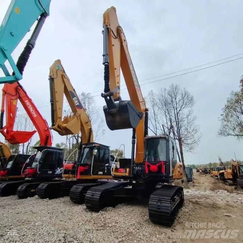 Sany SY 215 Lánctalpas kotrók