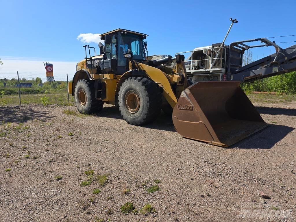 CAT 966 M Gumikerekes homlokrakodók