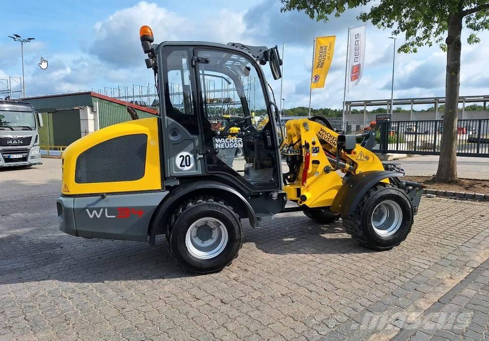 Wacker Neuson WL 34 Gumikerekes homlokrakodók
