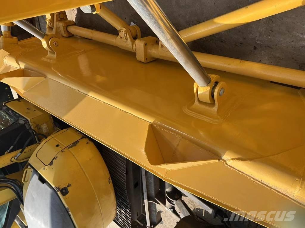 Shantui SD 22 lánctalpas dózerek