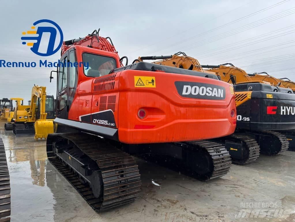 Doosan DX 225 LC-9C Lánctalpas kotrók