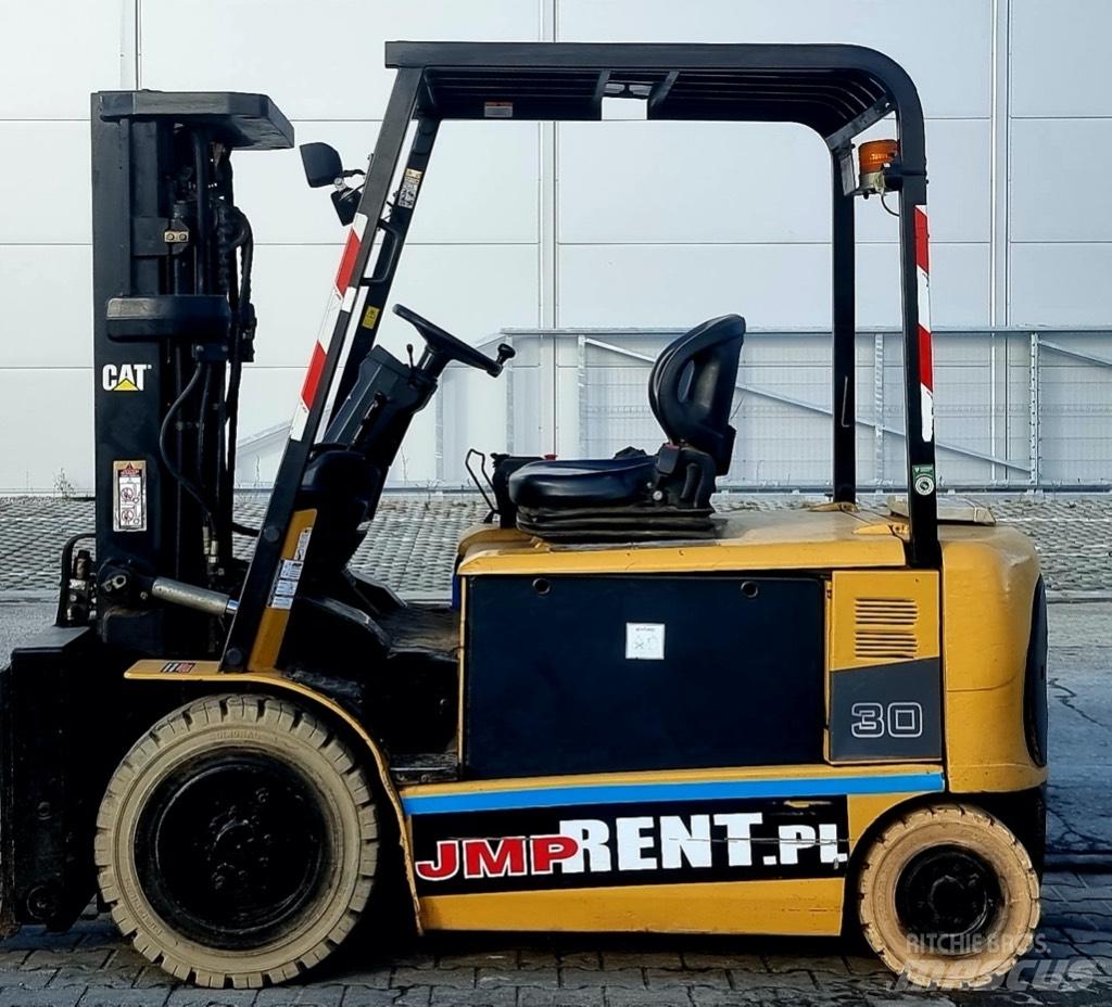 CAT EP 30 K PAC Elektromos targoncák
