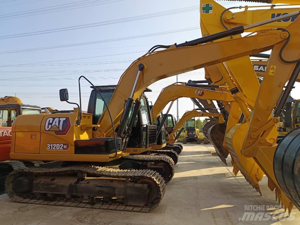 CAT 312 D2 Lánctalpas kotrók