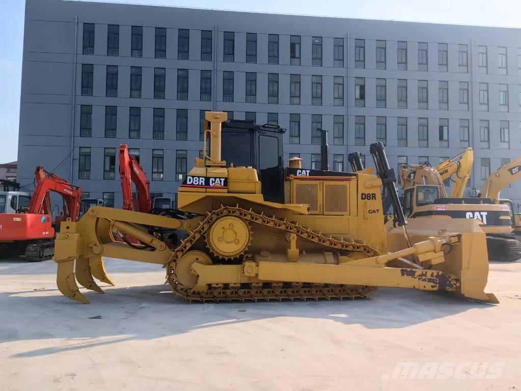 CAT D8R lánctalpas dózerek
