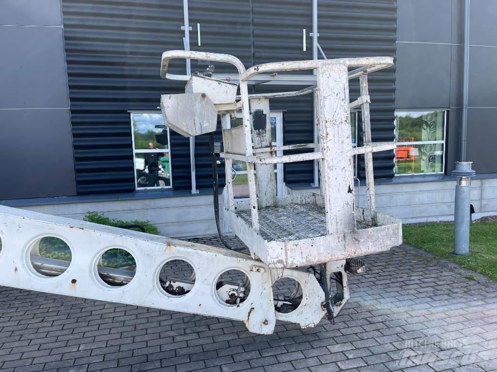 Grove AMZ 66 Bomlift Karos emelők