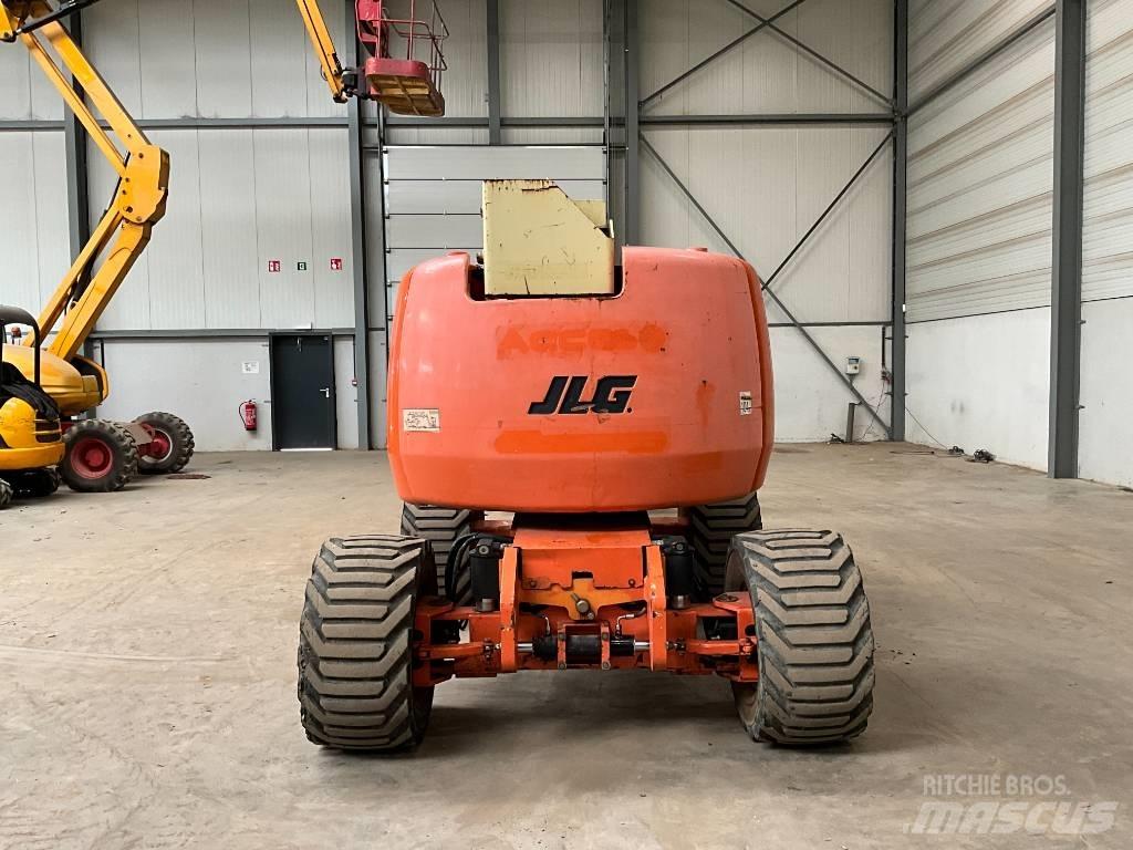 JLG 450 AJ Karos emelők