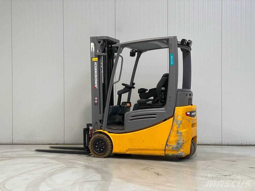 Jungheinrich EFG216k Elektromos targoncák