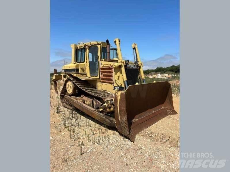 CAT D6H lánctalpas dózerek