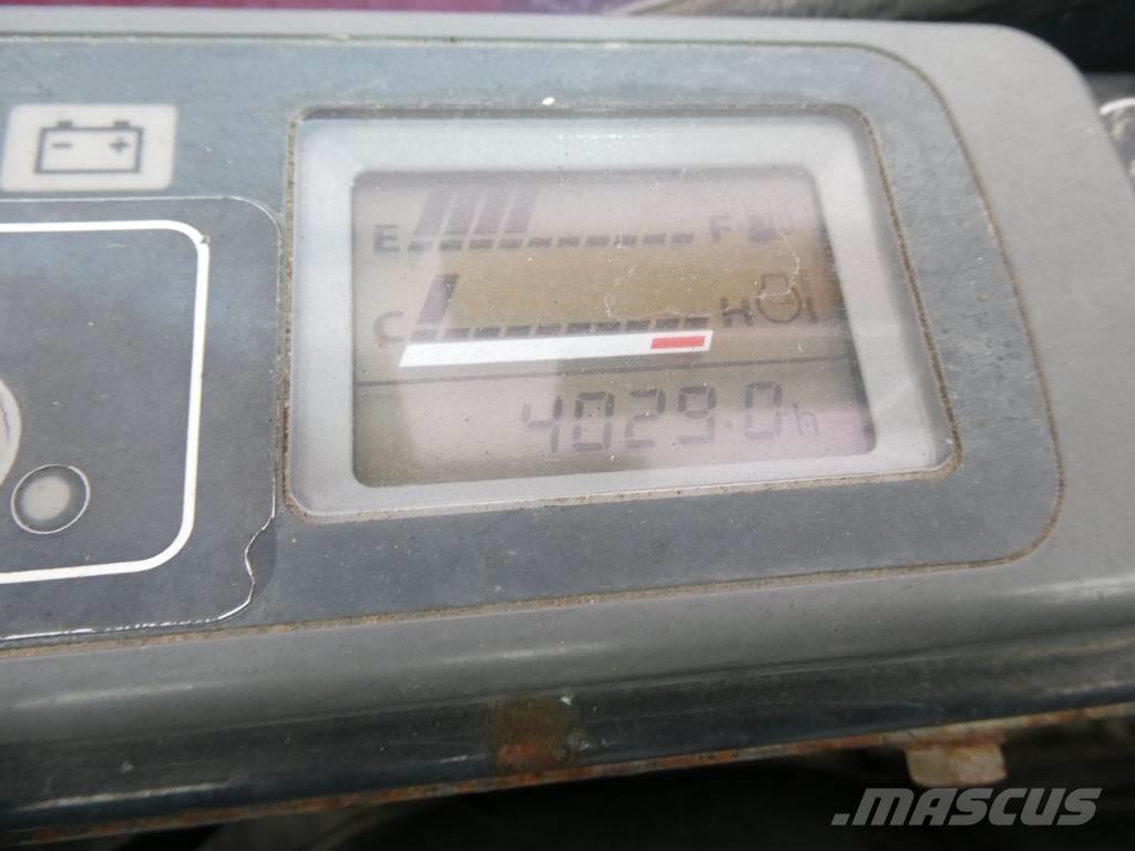 Hitachi ZX 20 UR Mini kotrók < 7t