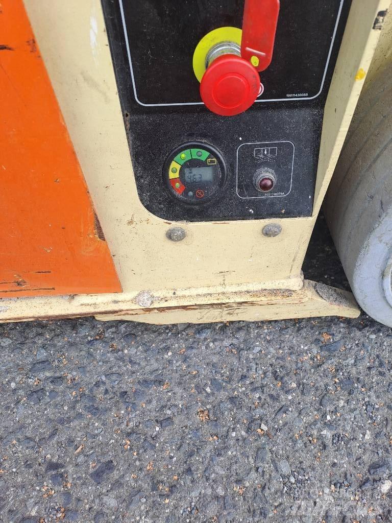 JLG 10rs Ollós emelők