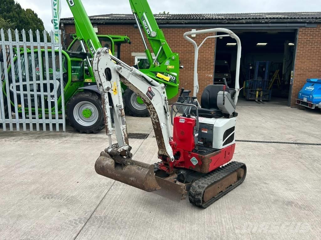 Takeuchi TB 210 R Mini kotrók < 7t