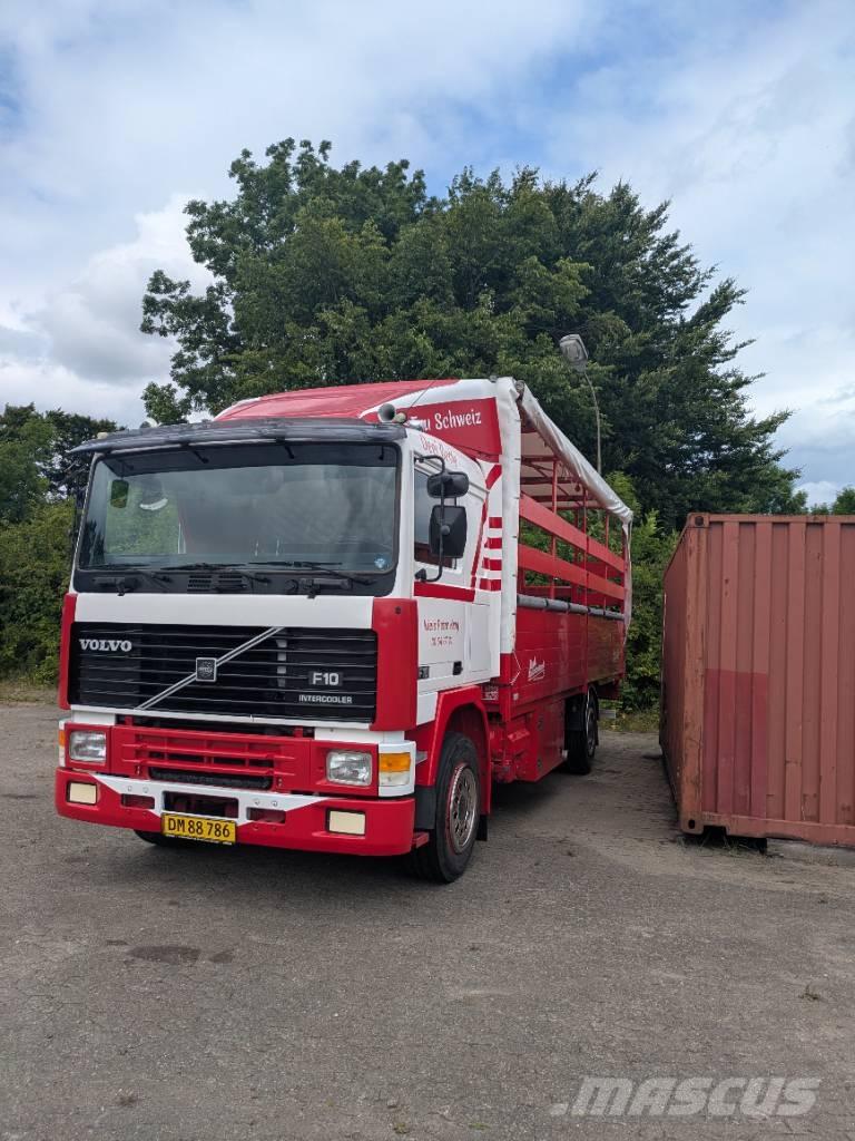 Volvo F 10 Platós / Ponyvás teherautók