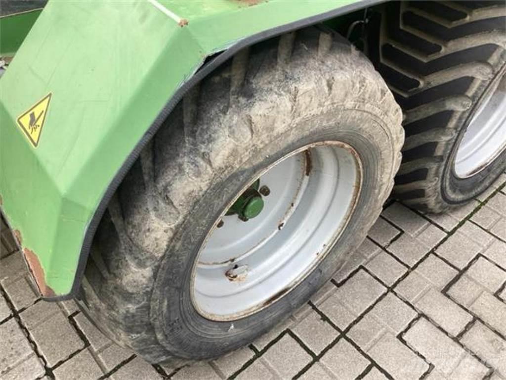 Krone CP 1500 MC Körbálázók