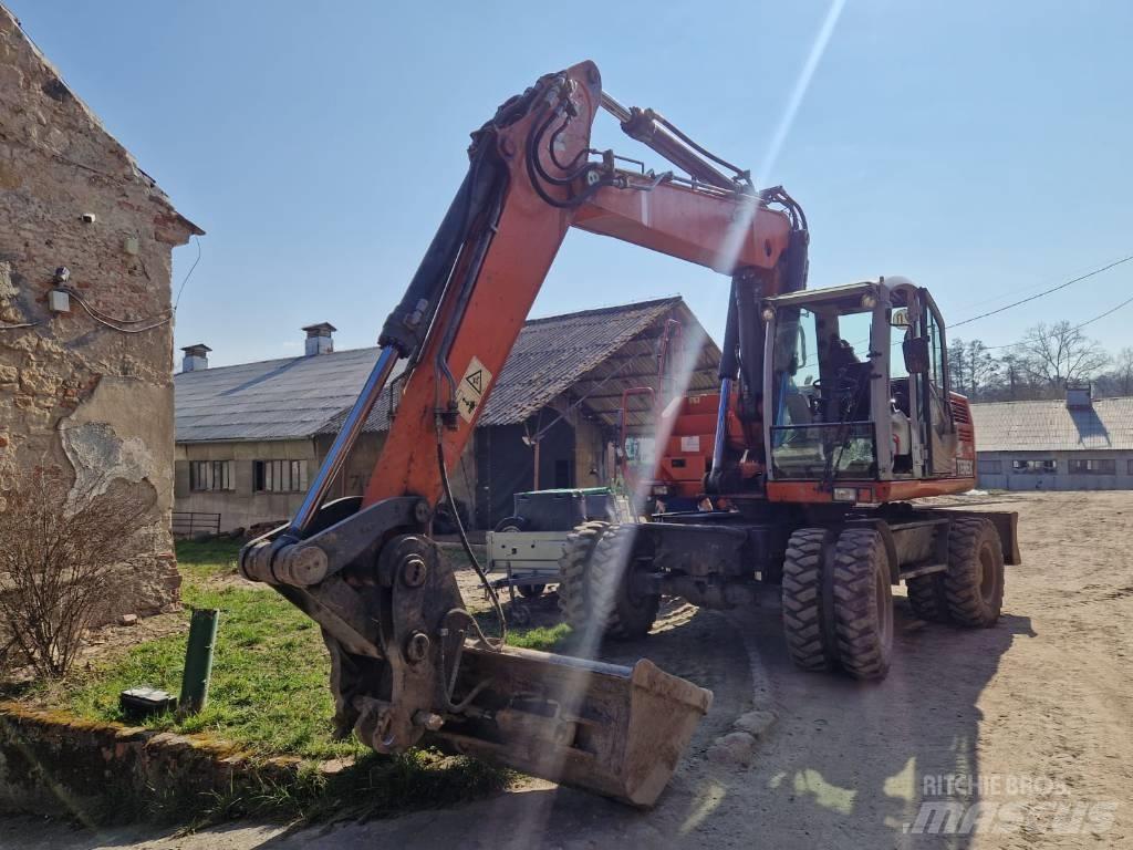 Terex 190 W Gumikerekes kotrók