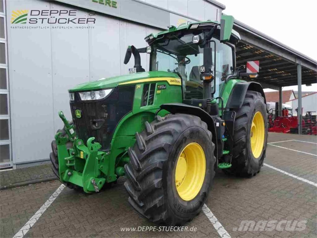 John Deere 7R 330 Traktorok