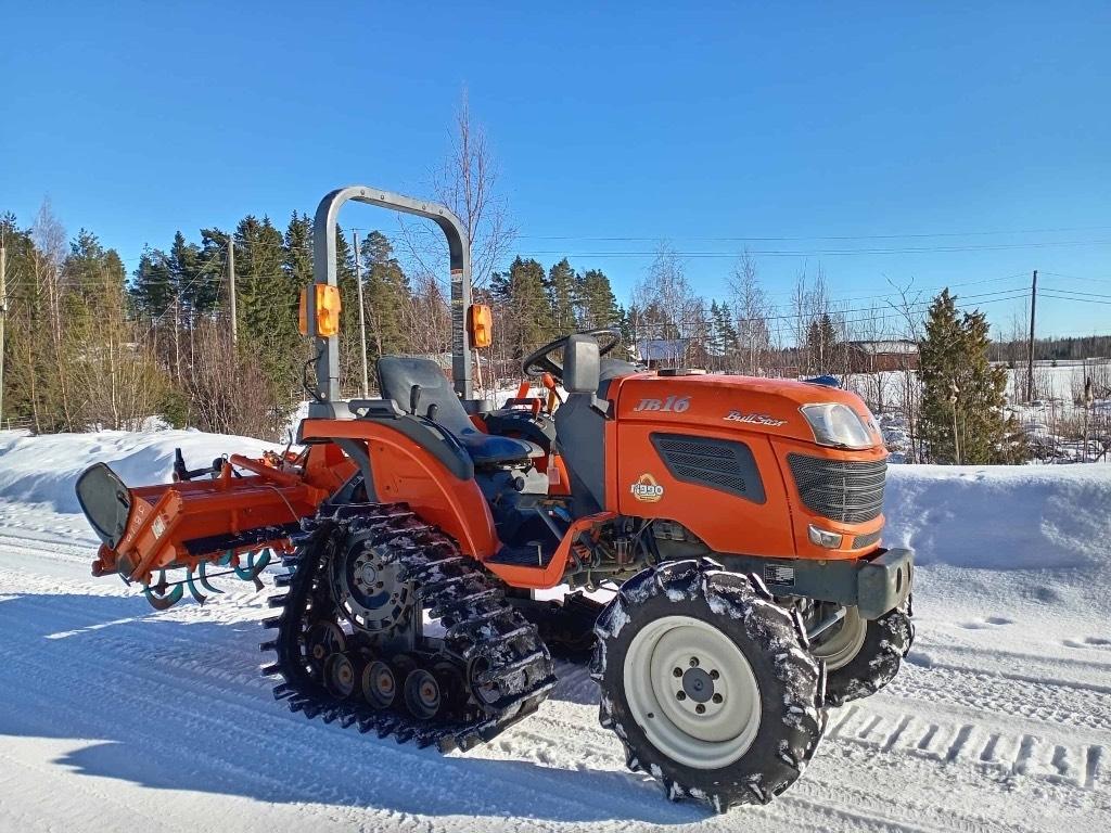Kubota JB 16-PC Traktorok