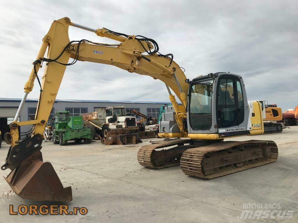 New Holland E 145 Lánctalpas kotrók