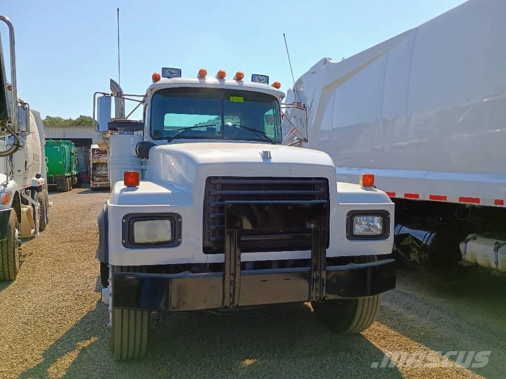 Mack RD 688 S Hulladék szállítók