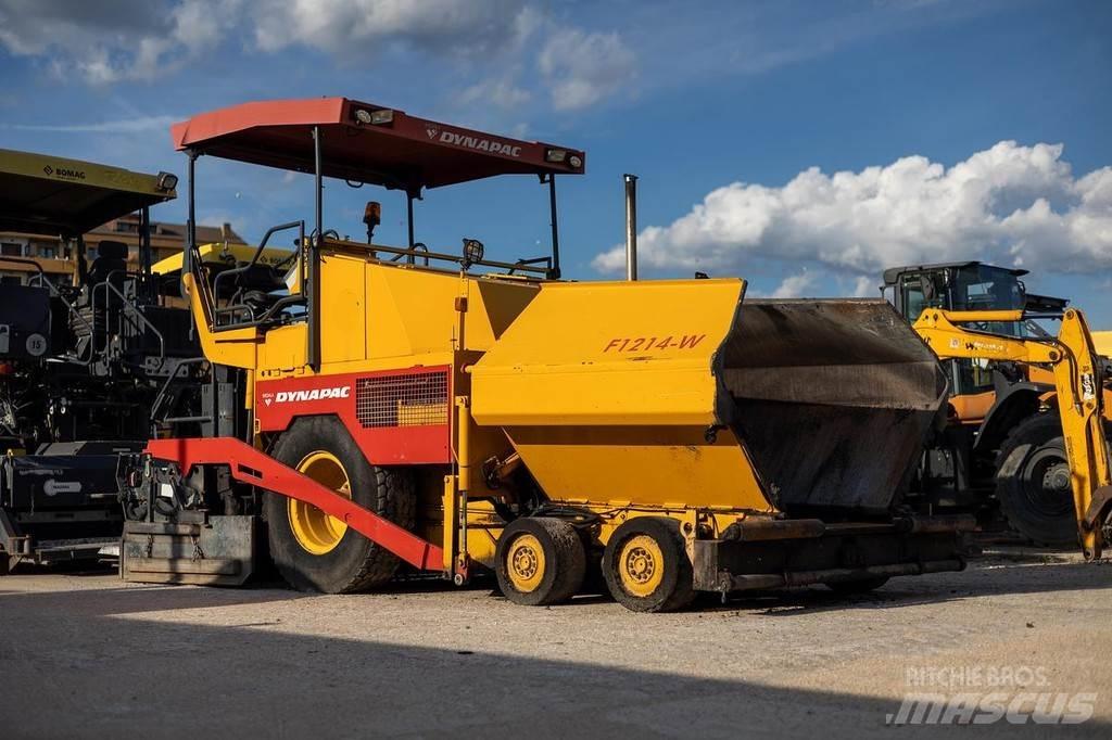 Dynapac F121-4W Aszfalt terítõ gépek