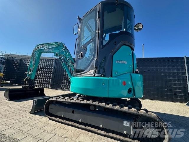 Kobelco SK26SR-7 Mini kotrók < 7t