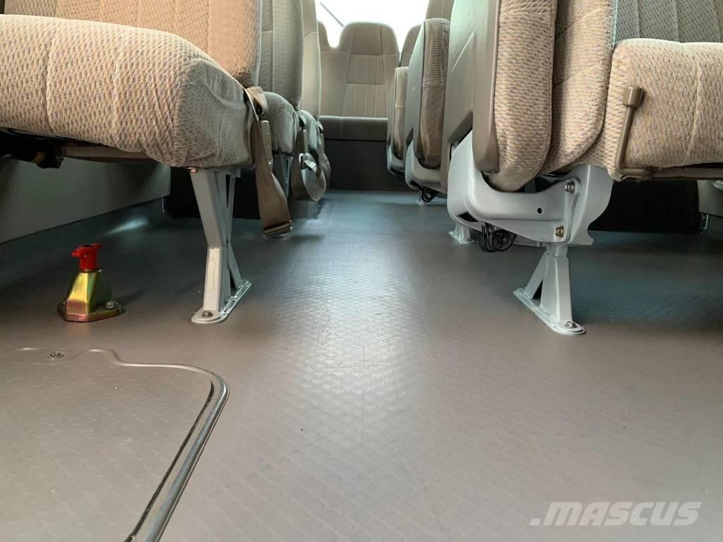 Toyota Coaster Bus Mini buszok