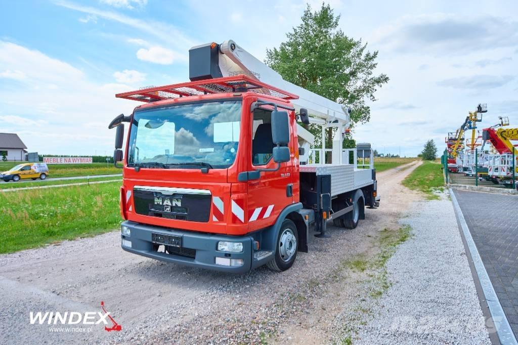 Ruthmann T 300 Teherautóra szerelt emelők és állványok
