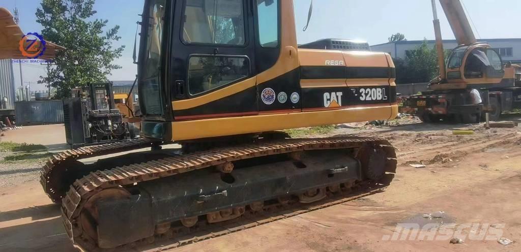 CAT 320 B L Lánctalpas kotrók