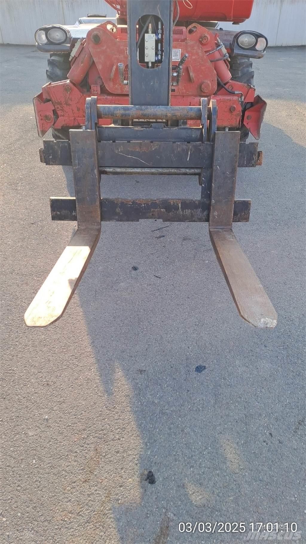 Manitou MT1440 Teleszkópos rakodók