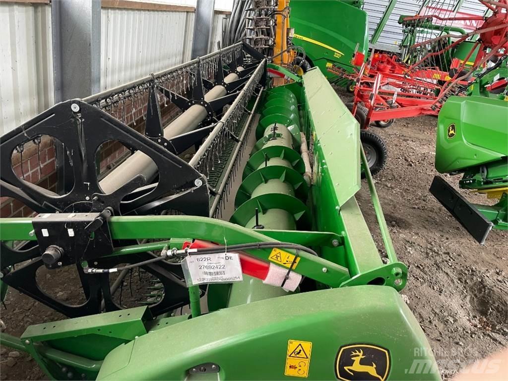 John Deere 622R Betakarító fejek