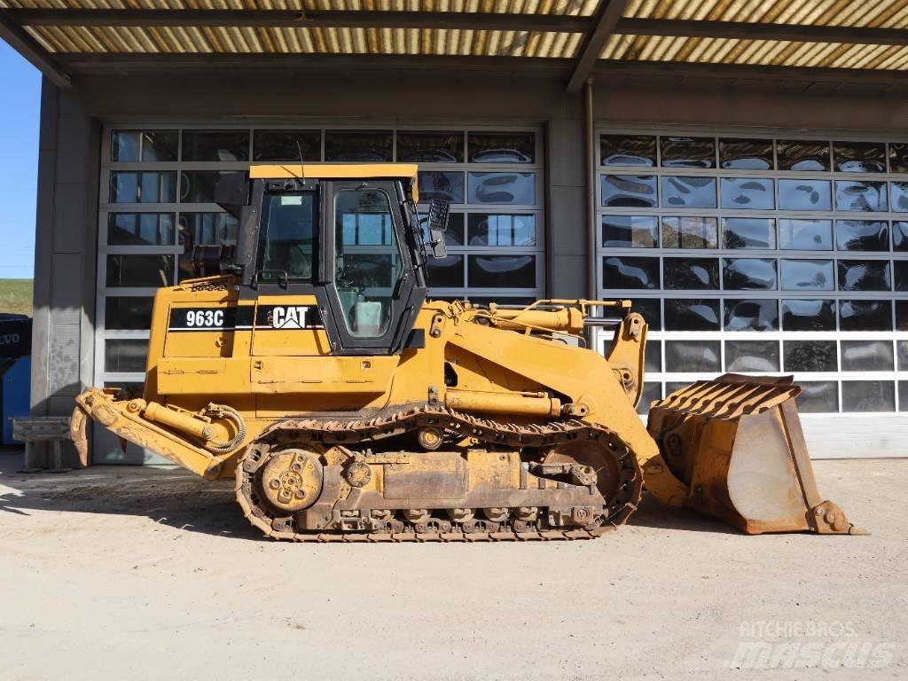 CAT 963 C Lánctalpas homlokrakodók