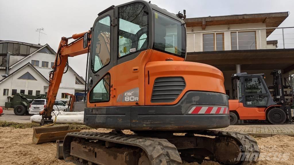 Doosan DX 80 R Közepes (midi) kotrók 7 t - 12 t
