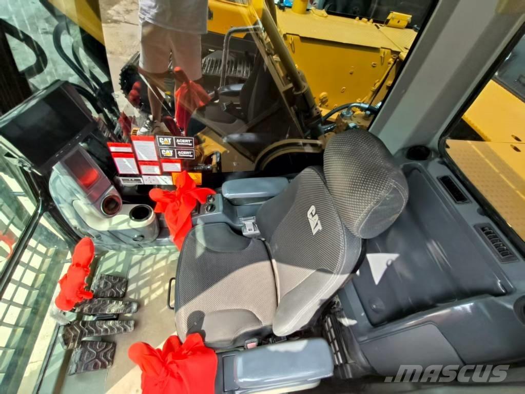 CAT 340 D L Lánctalpas kotrók