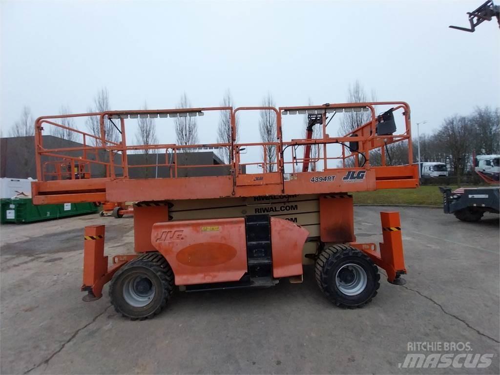 JLG 4394RT Ollós emelők