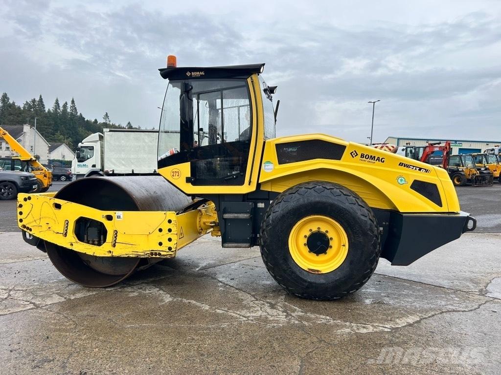 Bomag BW213 D-5 Egydobos hengerek