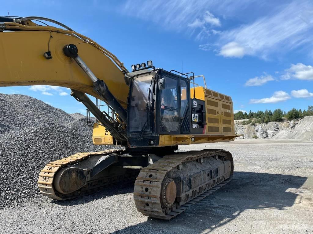 CAT 374 F Lánctalpas kotrók