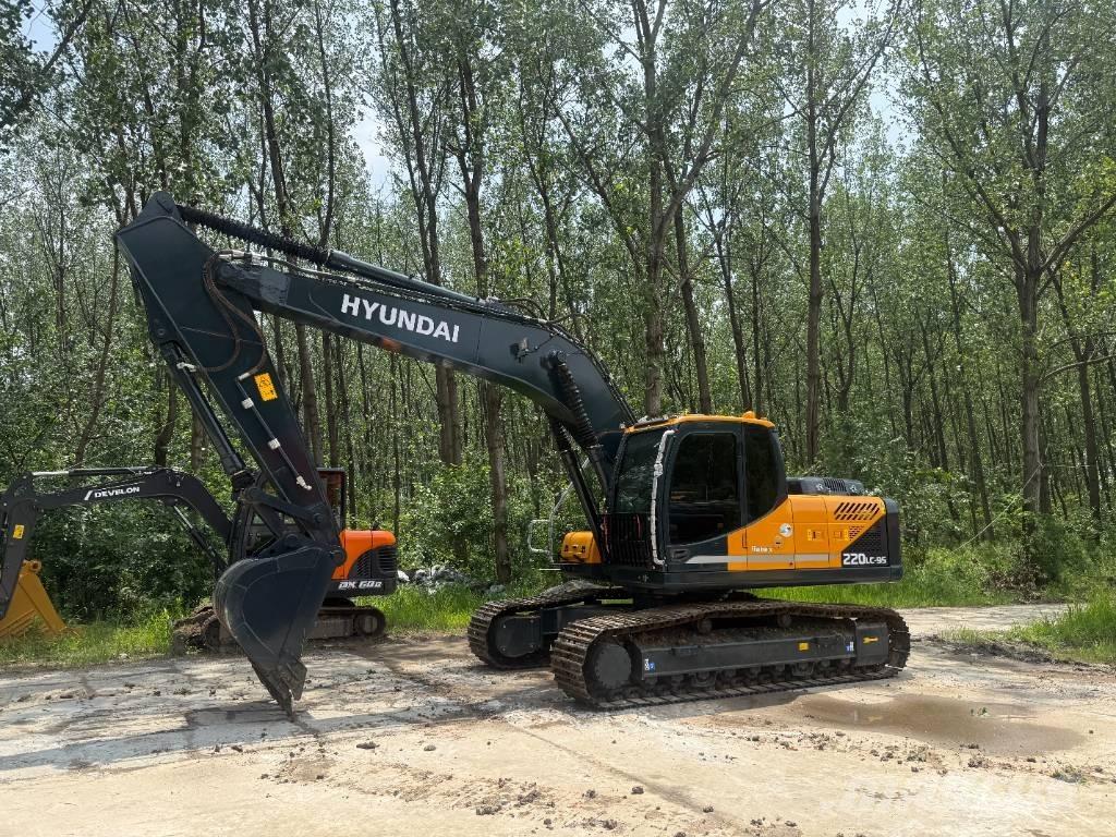 Hyundai R220LC-9S Lánctalpas kotrók