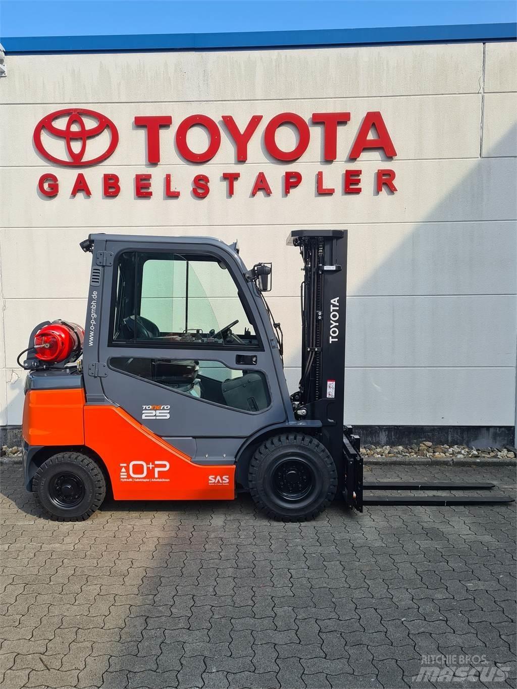 Toyota 02-8FGF25 Gázüzemű targoncák