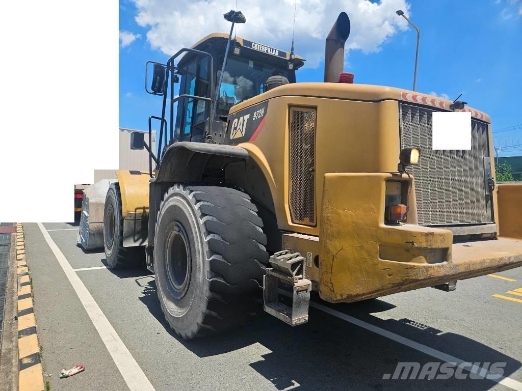 CAT 972H Gumikerekes homlokrakodók