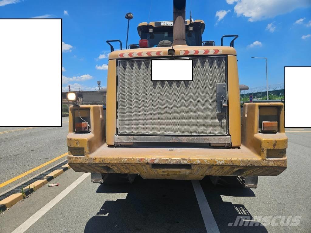 CAT 972H Gumikerekes homlokrakodók