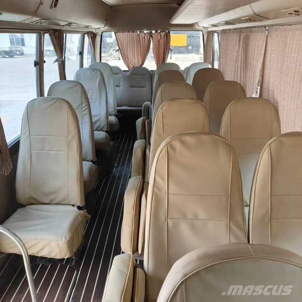 Toyota Coaster Bus Mini buszok