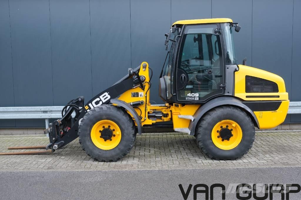JCB 409 | 2023 | 432h Gumikerekes homlokrakodók